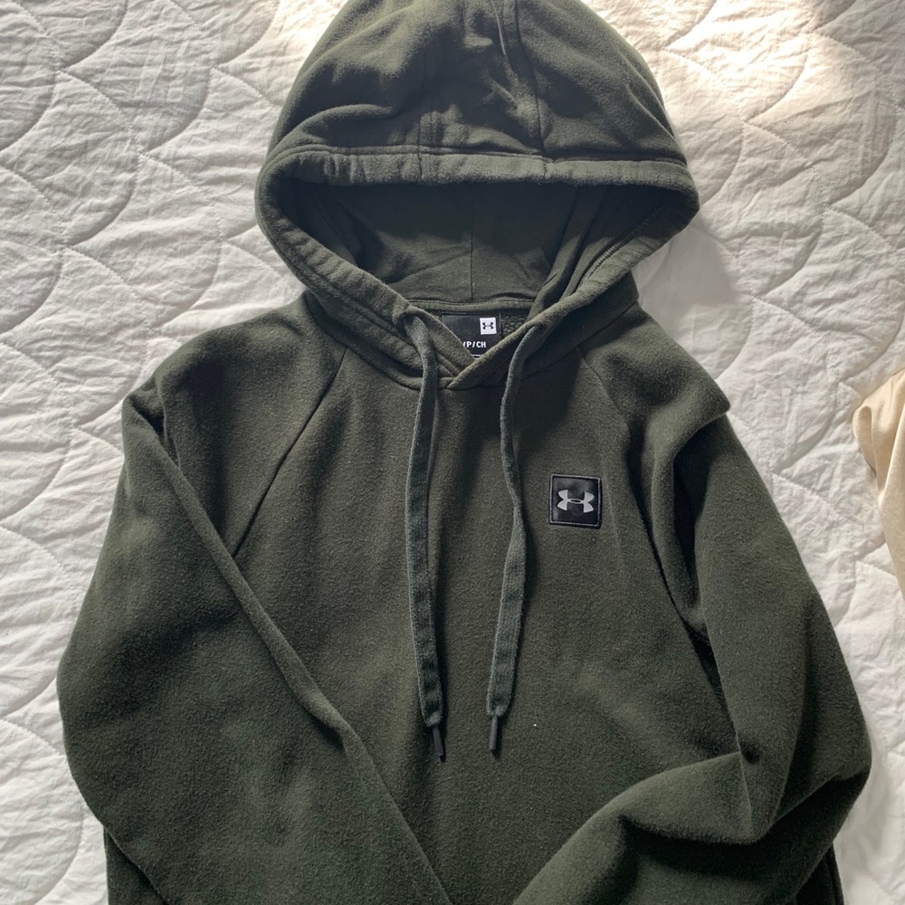 Men’s army green Under Armour Hoodie